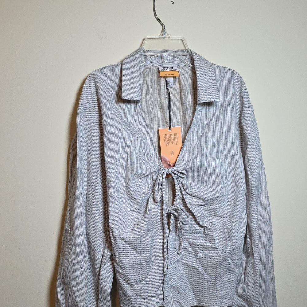 Elegant Gray Striped Blouse